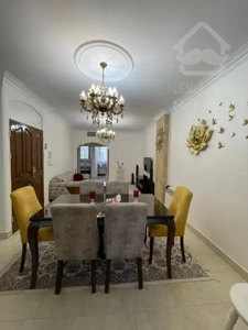 ۹۲ متر نورگیری عالی و دلباز حال و پذیرایی تفکیک و جداگانه بدون پرتی