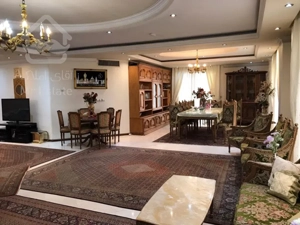 اجاره 240 متری دروس