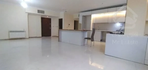 فروش 118 متری دیباجی