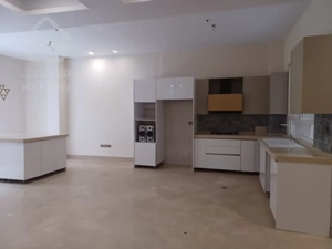 فروش 93 متری هروی