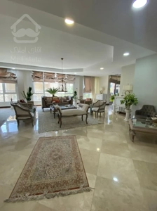 اجاره 270 متری نیاوران