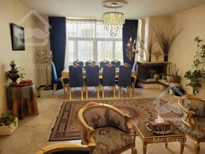 کیکاوس 90 متری خوش نقشه