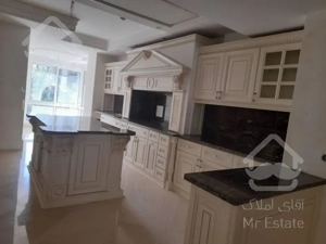 فرمانیه شرقی،۲۲۰متر،فول مشاعات