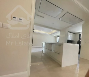 فروش 140 متری میدان ملت