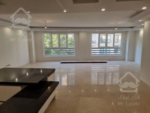 205 متر کلید نخورده در قلب اختیاریه