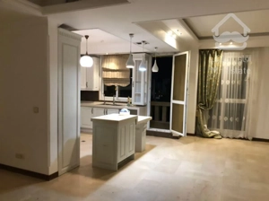 110 متر لوکیشن دنج و خلوت اختیاریه