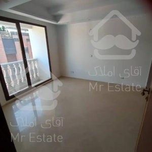 135 متر کلید نخورده دنج و خلوت اختیاریه