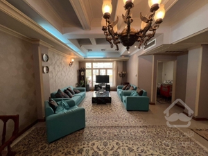 اصلی ولنجک/۱۴۰ متر/۳ خواب/طبقه آخر