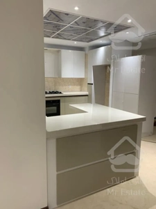 آپارتمان۱۳۰متر ۳خواب / بدون پرتی