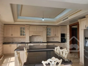 فروش 240 متری در هروی