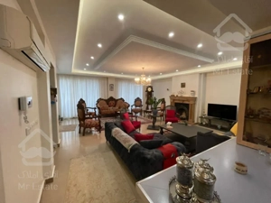 150 متر در بهترین لوکیشن دروس