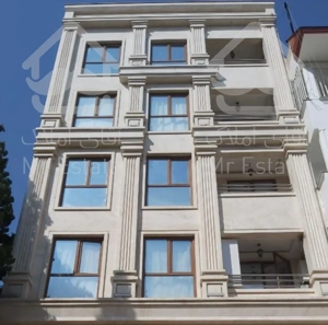 220 متر کلید نخورده در پاسداران