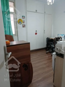 واحد۹۵ متری  تیموری نزدیک ازادی