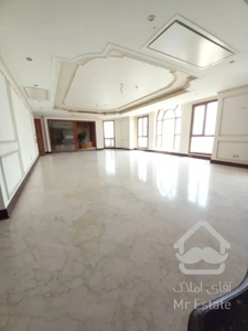 ۳پارکینگ / ۳ خواب /۳طبقه مشاعات آبی