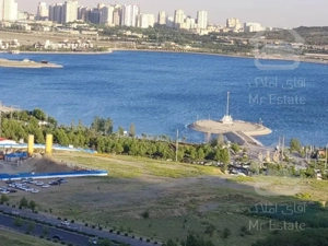 160 متر 3 خواب برج صیاد 2 ویو دریاچه کامل