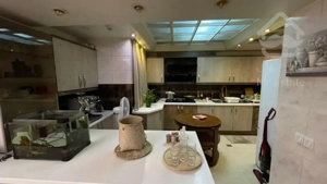 فروش 145 متری پاسداران