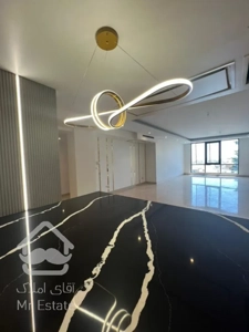 آپارتمان۱۳۵متری،۳خواب،تکواحدی،شهرک غرب