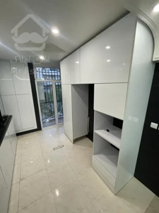 فروش 102 متری هروی