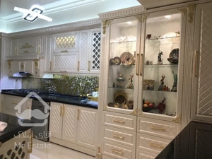 آپارتمان ۱۱۰متری برای فروش در نیاوران