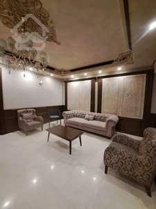 اجاره 210 متری اختیاریه