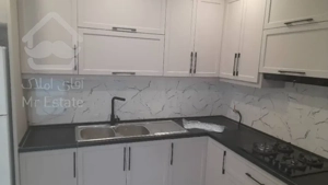 فروش واحد اداری در پونک / فلت و با امکان دسترسی 24 ساعته به آفیس