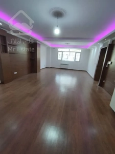 فروش اپارتمان زیر قیمت سالن پرده خور نور و نقشه عالی