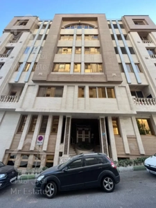 ۱۳۰ متر ۳ خواب ۲ پارکینگ