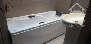 رهن و اجاره 150مترى نياوران