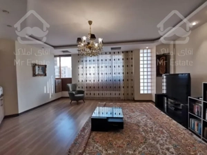 آپارتمان به متراژ ۱۰۷ متر ( ۲ پارکینگ سندی)