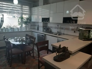 فروش ۱۰۵متری زیر زیر قیمت منطقه .فول بازسازی