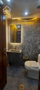 آپارتمان ۱۵۱متر،کلید نخورده،۲پارکینگ،شهرک غرب