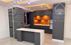 آپارتمان ۱۳۰متری برای فروش در نیاوران