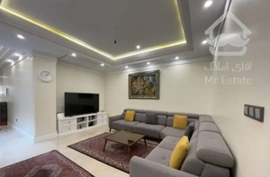 آپارتمان ۱۳۷متری برای فروش در نیاوران