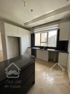 آپارتمان ۱۹۷ متری برای اجاره در فرمانیه