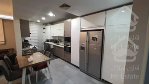 خرید فروش آپارتمان 150 متری در چیتگر با ویو دریاچه