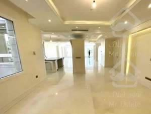 آپارتمان ۱۹۶متری برای فروش در نیاوران