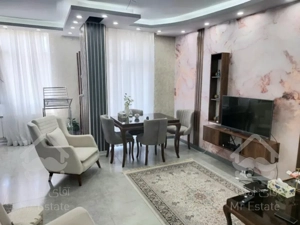۶۲متری خوش نقشه فول امکانات