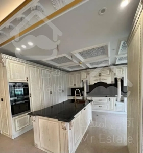 ۲۱۰متر نیاوران  سه خوابه