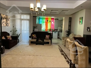 ۷۰ متر، دو خواب، رو به آفتاب