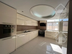 ۲۰۰متر آجودانیه سه خوابه