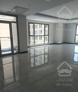 فروش آپارتمان ۲۰۰متری در نیاوران