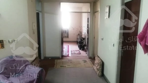 225 متر ویلایی درب به حیاط