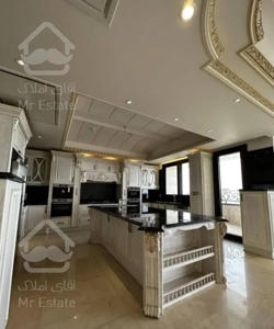 اپارتمان ۱۷۵ متری در حکمت برای فروش