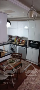 ۶۵متر۲خواب،تکواحدی،خ آزادی و آذربایجان