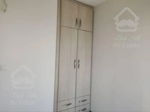 اجاره آپارتمان ۲ خواب خوش نقشه دیزاین شده غرق نور دارای چشم انداز ابدی برجهای ارکیده دریاچه چیتگر