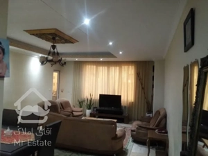 ۸۵ متر سالن پرده خور روبه آفتاب تراورتن