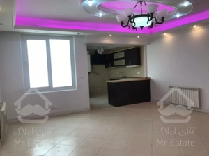 ۸۰ متر فول امکانات سالن پرده خور در بلوار فردوس