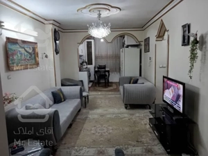 ۶۲متر دوخواب طبقه۲ پارکینگدار خوش‌ نقشه