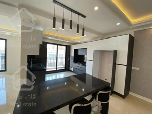 ۱۰۵ متر / تلفیق هنر و معماری