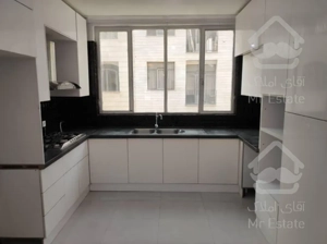 ۴۵متر طبقه۳ پارکینگدار